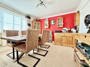 Photo 9- click for photo gallery